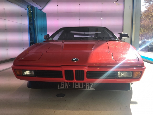 BMW M1 - Brand Store BMW George V