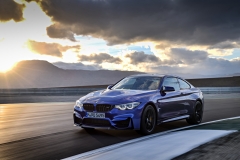 BMW M4 CS