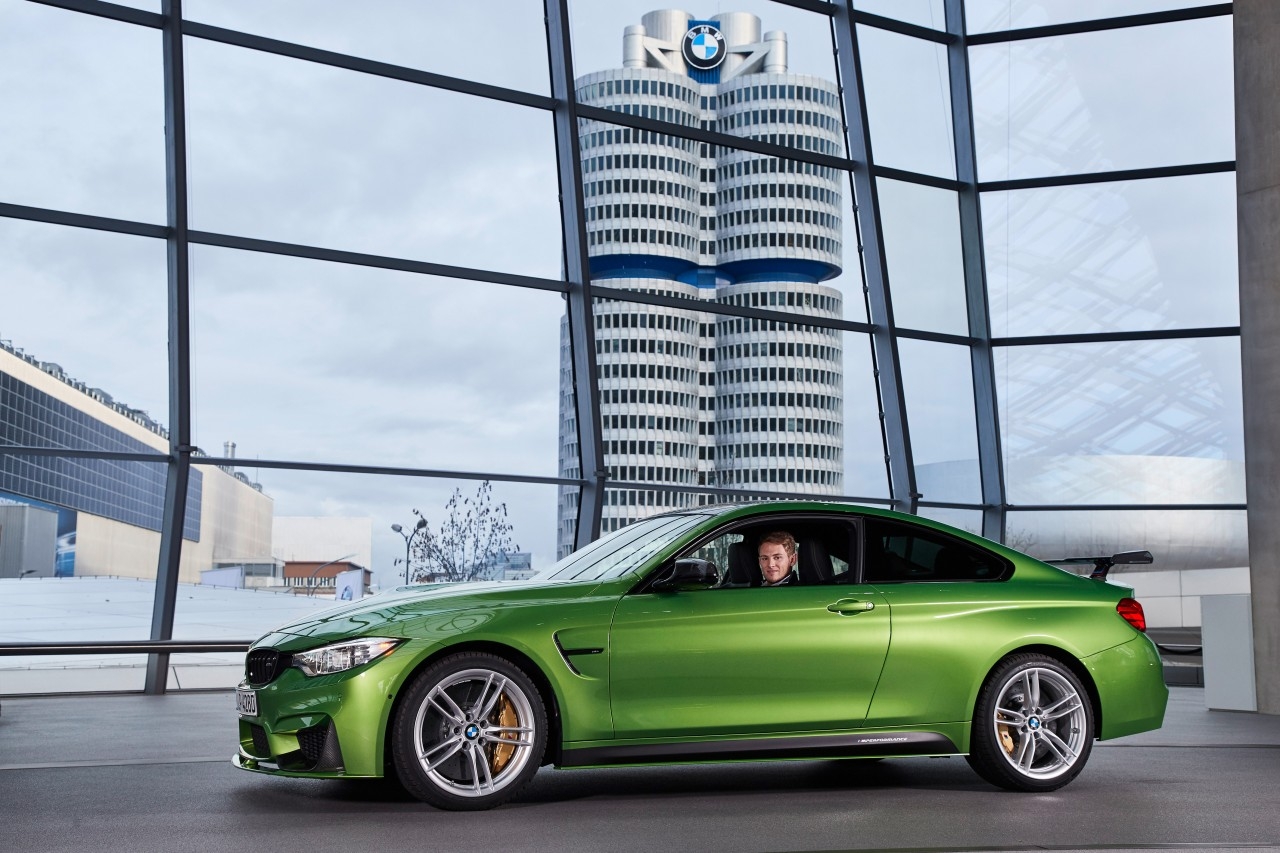 Le champion DTM Marco Wittmann reçoit une BMW M4 Coupe M Performance