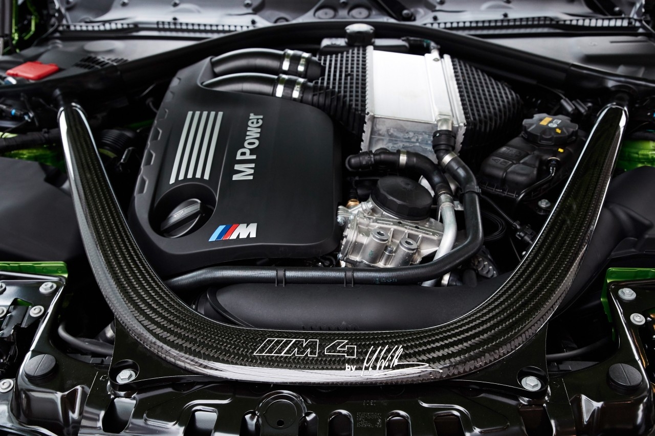 Le champion DTM Marco Wittmann reçoit une BMW M4 Coupe M Performance