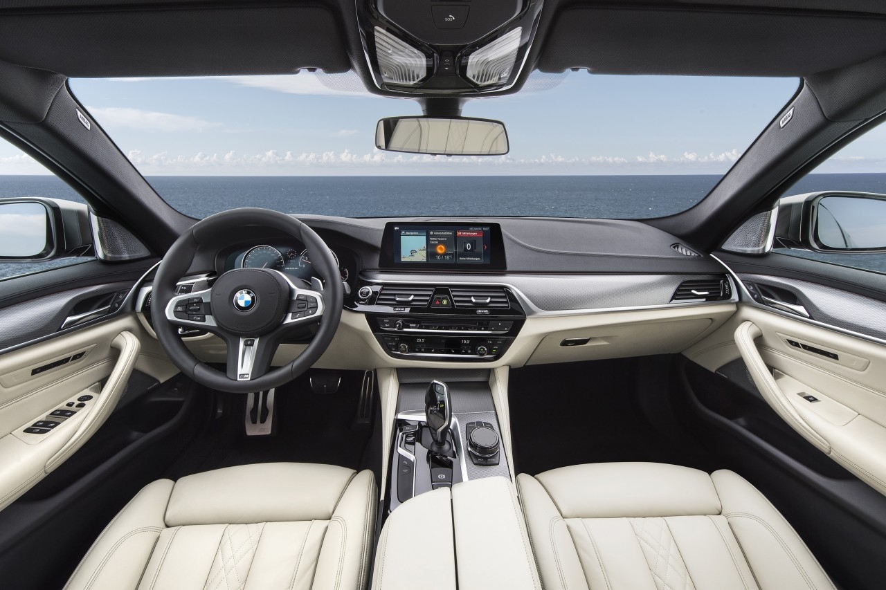 BMW M550i xDrive 2017