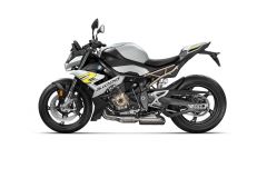 BMW-S1000R-2021-03