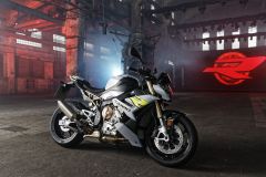 BMW-S1000R-2021-45