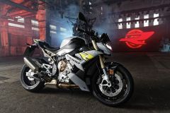 BMW-S1000R-2021-47