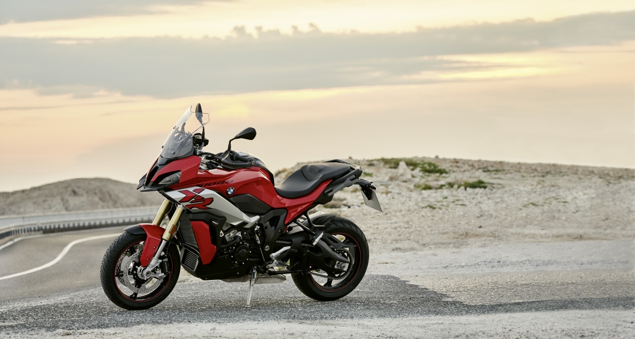 BMW-S1000XR-2020-26