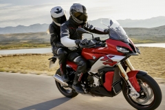 BMW-S1000XR-2020-29