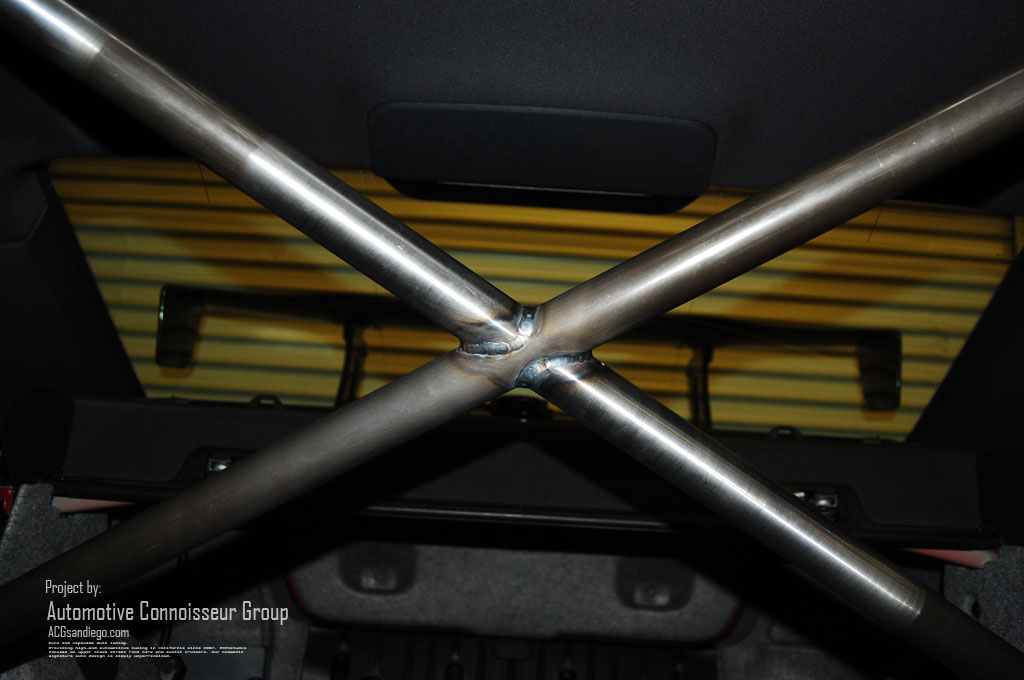 automotive_connoisseur_group_execstudio_project_bmw_3-series_m3_e92_custom_rollbar_cage_harness-bar_06