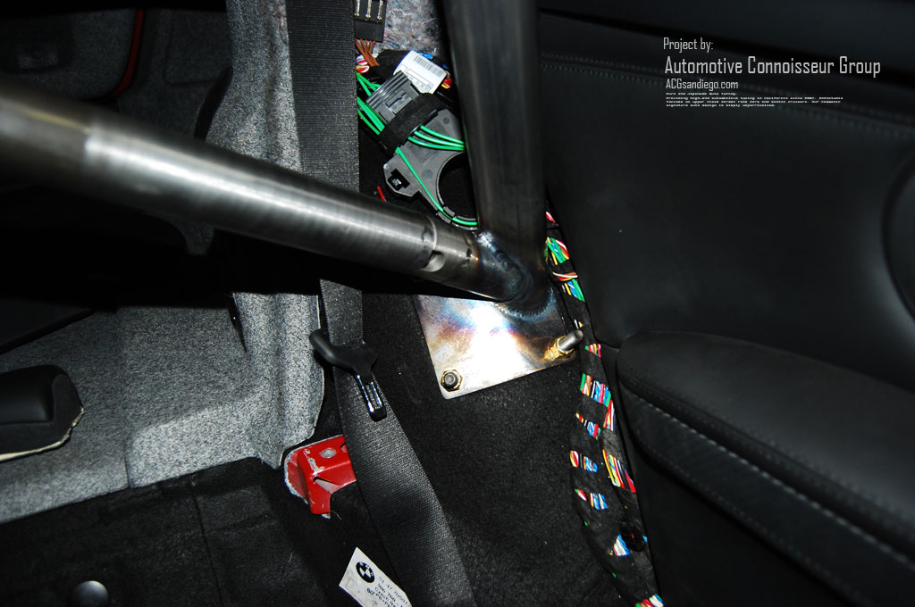 automotive_connoisseur_group_execstudio_project_bmw_3-series_m3_e92_custom_rollbar_cage_harness-bar_07