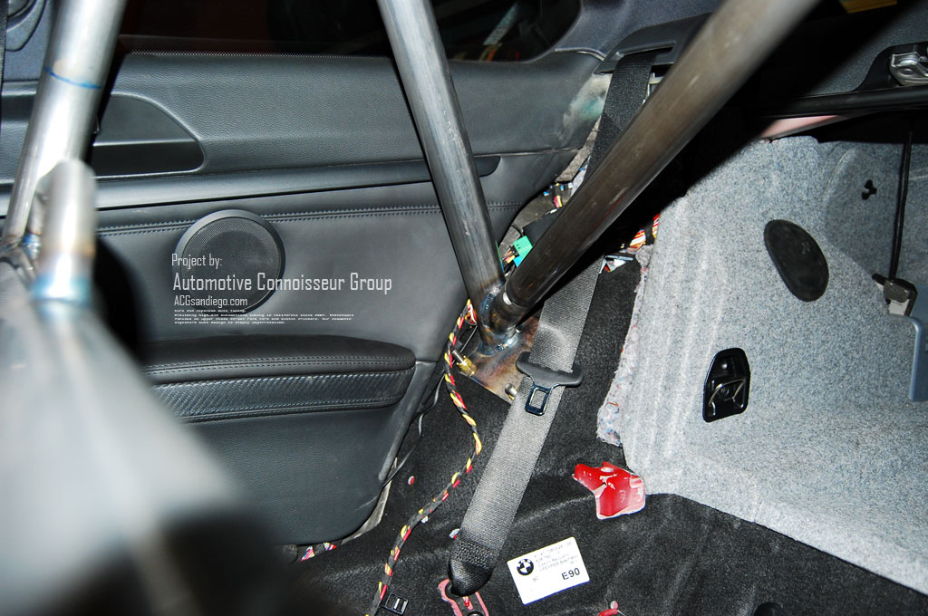automotive_connoisseur_group_execstudio_project_bmw_3-series_m3_e92_custom_rollbar_cage_harness-bar_08