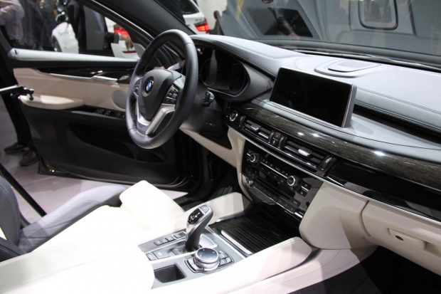 Mondial Automobile Paris 2014 - BMW X6